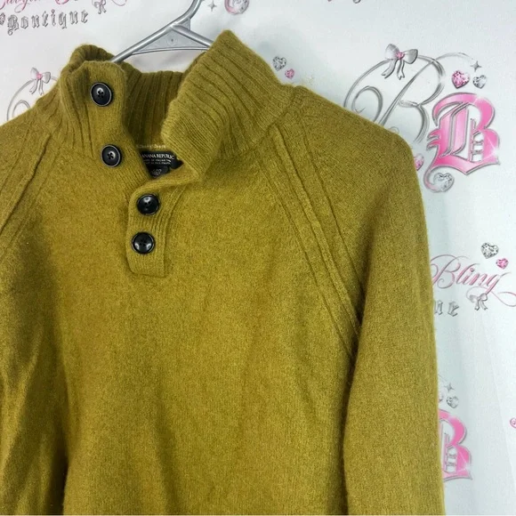 Banana Republic sweater wool gold Olive Sweater buttons warm winter wools - Picture 4 of 8
